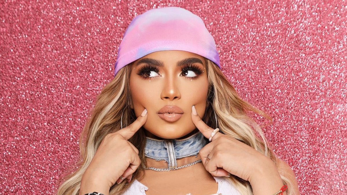 La cantante ya se encuentra en Ecuador. En las siguientes semanas estrenará su nuevo sencillo 'Arte'.