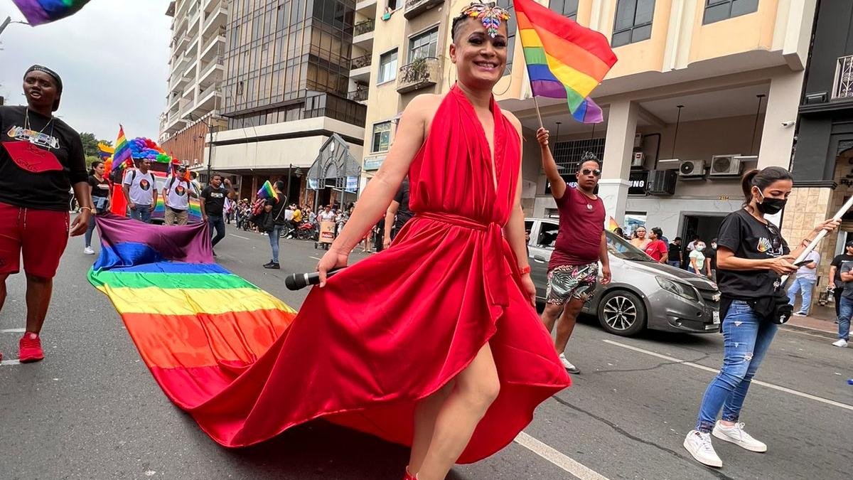 ‘Regresamos orgullosos’ fue es el slogan del desfile de este año por el Día del Orgullo Gay que se celebró el 28 de junio pasado.