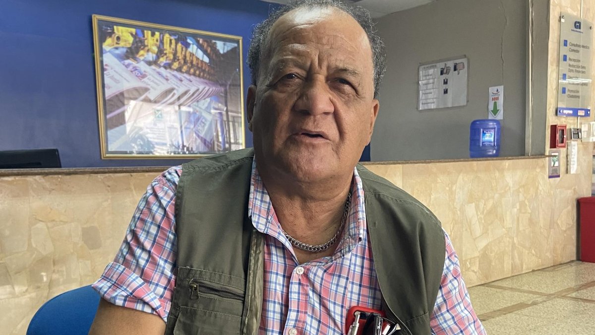 Jairo Phómez, escritor de música deportiva.