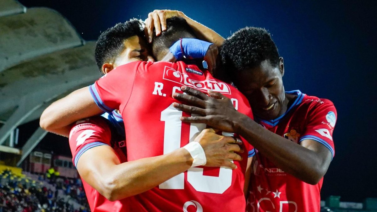 Toda la felicidad de El Nacional al estar entre los 4 finalista de la Copa Ecuador.
