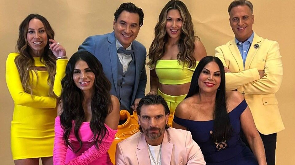 Alejandra Jaramillo regresa a la pantalla de Ecuavisa con el nuevo programa “Siéntese quien pueda” estreno este martes 23 de agosto a las 14h00