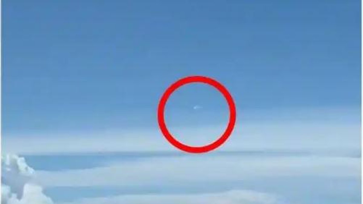 Piloto grabó un posible platillo volador.