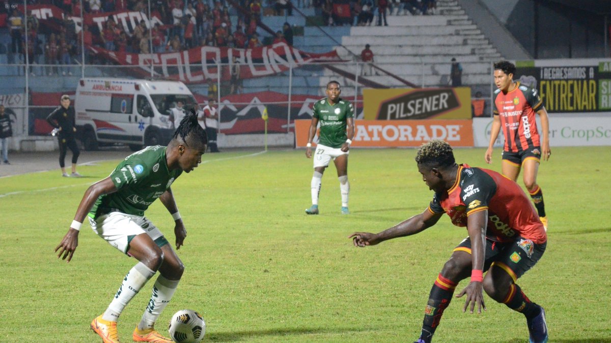 Orense tendrá que buscar su paso a la Sudamericana en la última fecha.