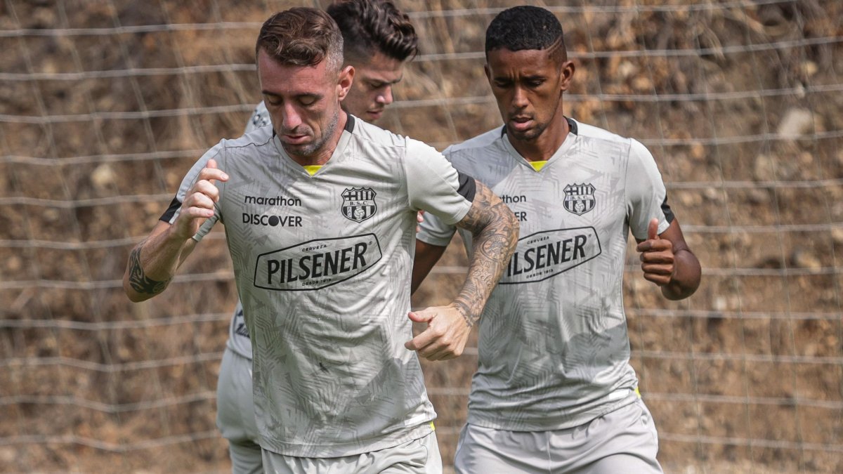 Damián Díaz y Fidel Martínez serían titulares en el choque de Barcelona con Aucas.