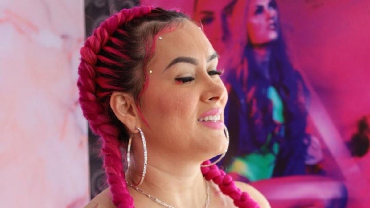 Continúa con 

reposo médico, aunque ya se ha pegado sus escapadas.