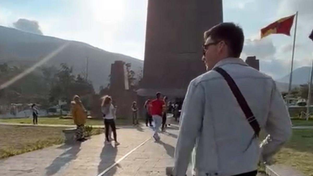 En Quito conoció la Mitad del Mundo.