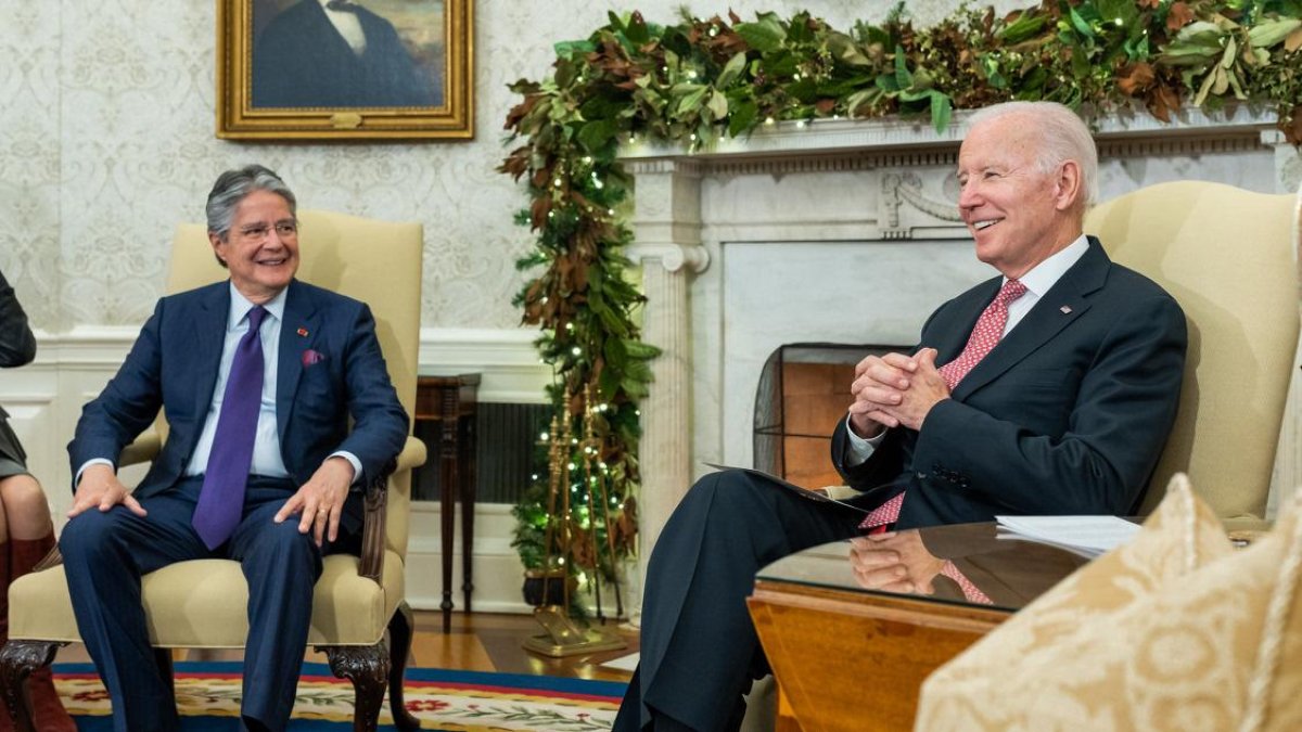 Guillermo Lasso se encuentra en Estados Unidos, donde visitó al presidente de ese país, Joe Biden.