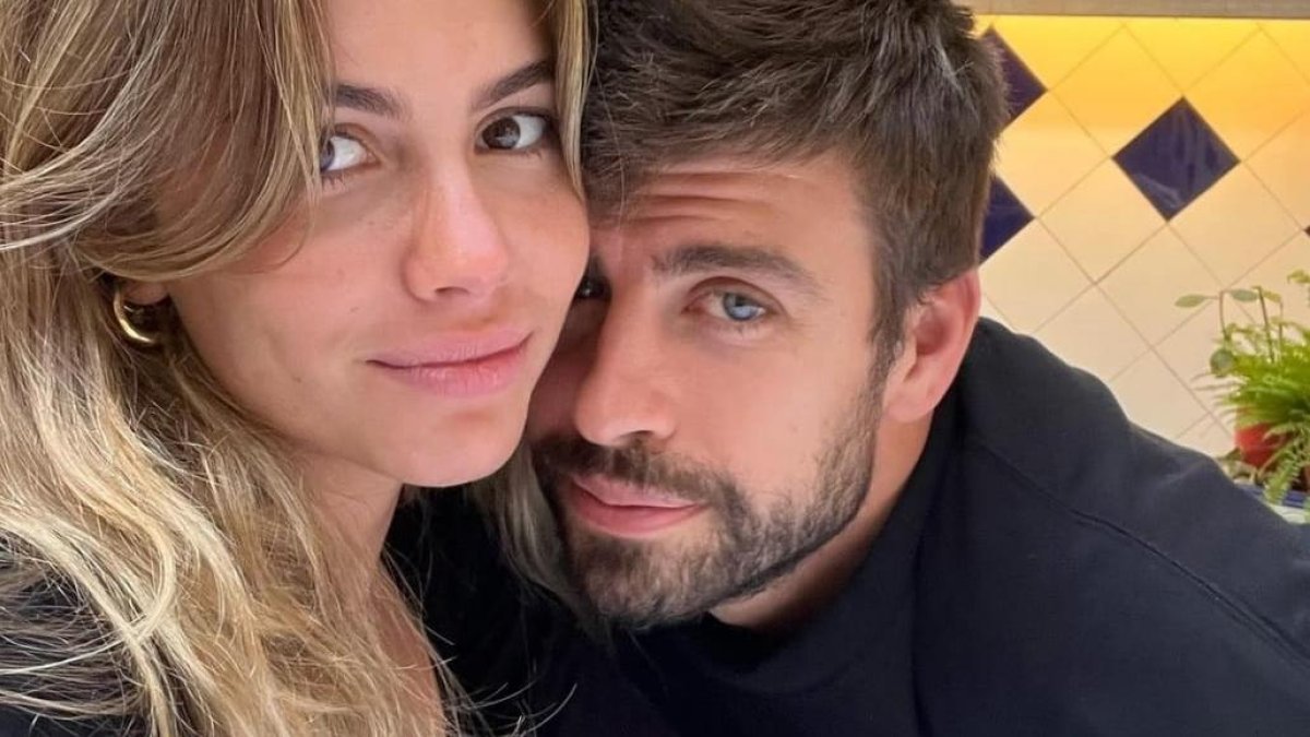 Gerard Piqué publicó su primera foto junto a Clara Chía