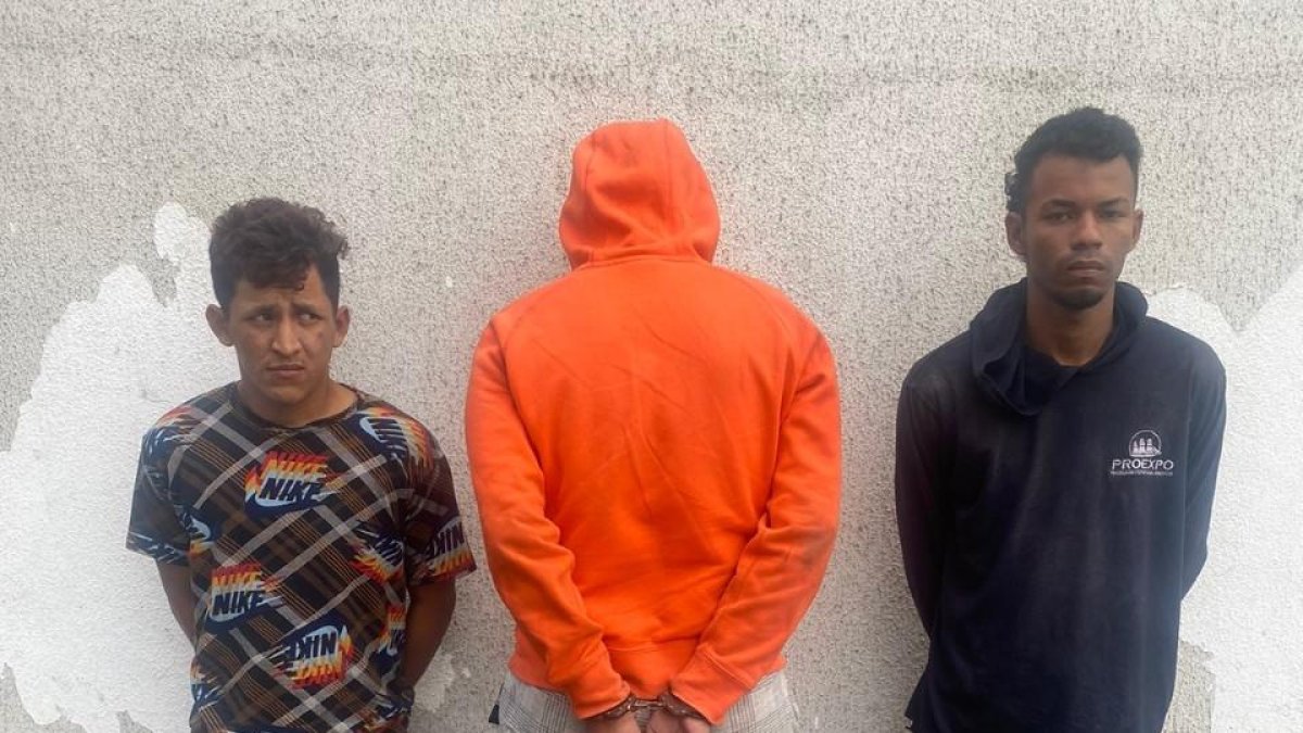 La víctima fue citada en el centro de Guayaquil para realizar una compra de madera. Lo subieron a un carro y lo raptaron.