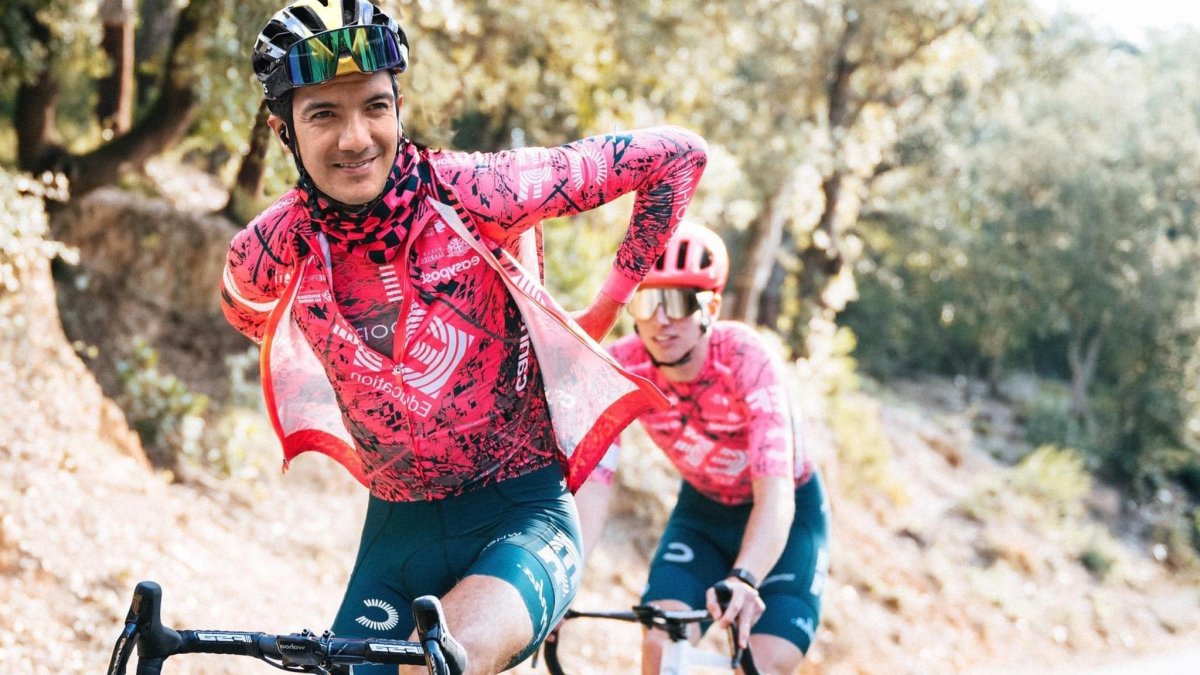 Richard Carapaz está listo para su primera competencia de 2023 que marcará su debut como parte del EF Education-EasyPost.