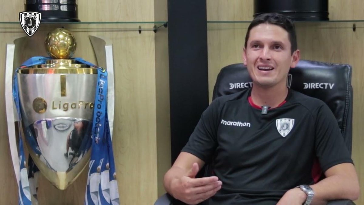 Miguel Bravo, de 36 años, es el nuevo DT de la sub-20 de Ecuador.