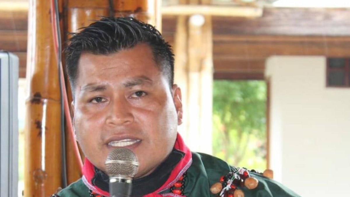 Mendúa fue asesinado con 12 disparos luego de recoger banano junto a su esposa la tarde del domingo 26 de febrero en Sucumbíos.