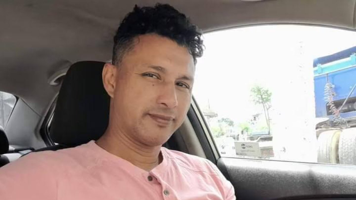 Una foto del ciudadano se difundió, con el fin de que se proporcione datos de él.