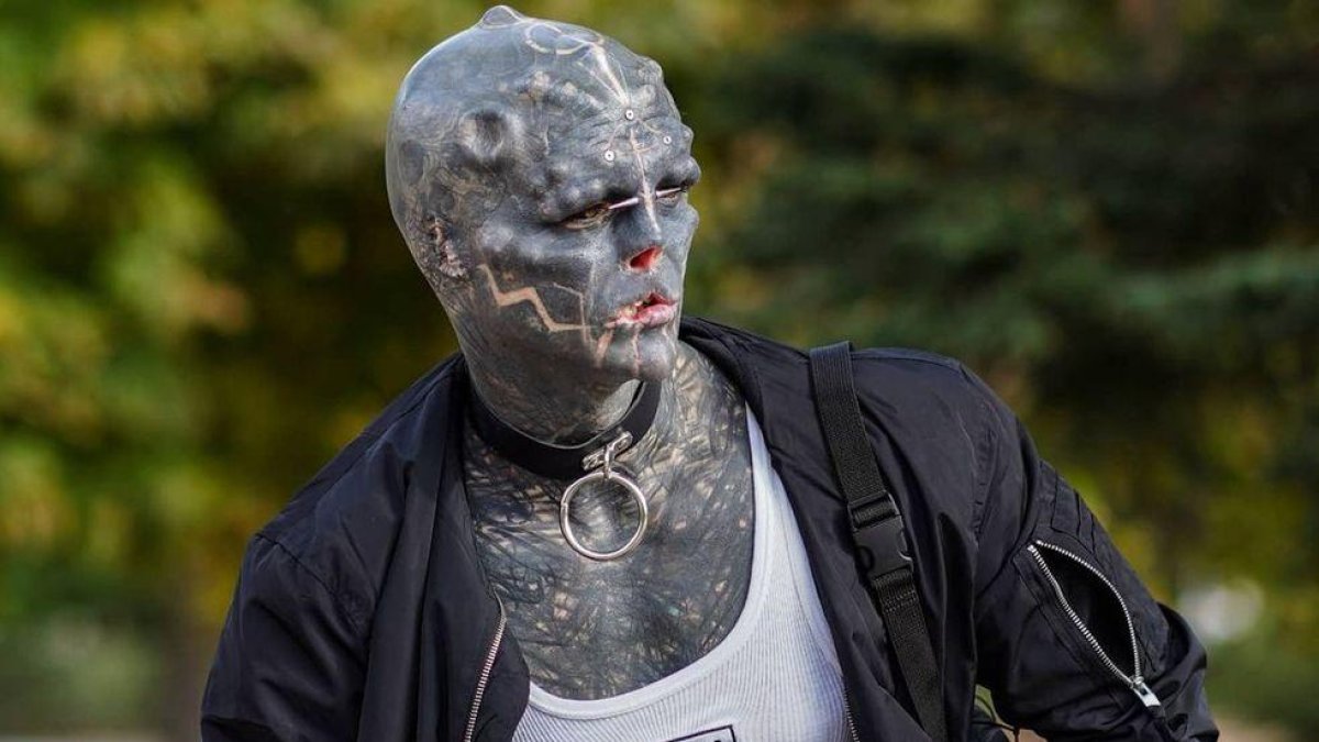 El francés que se quiere parecer a un alien será la atracción principal.