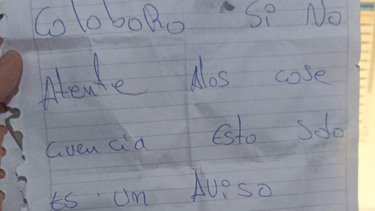 Este es el papel dejado en un negocio en el noroeste de Guayaquil.
