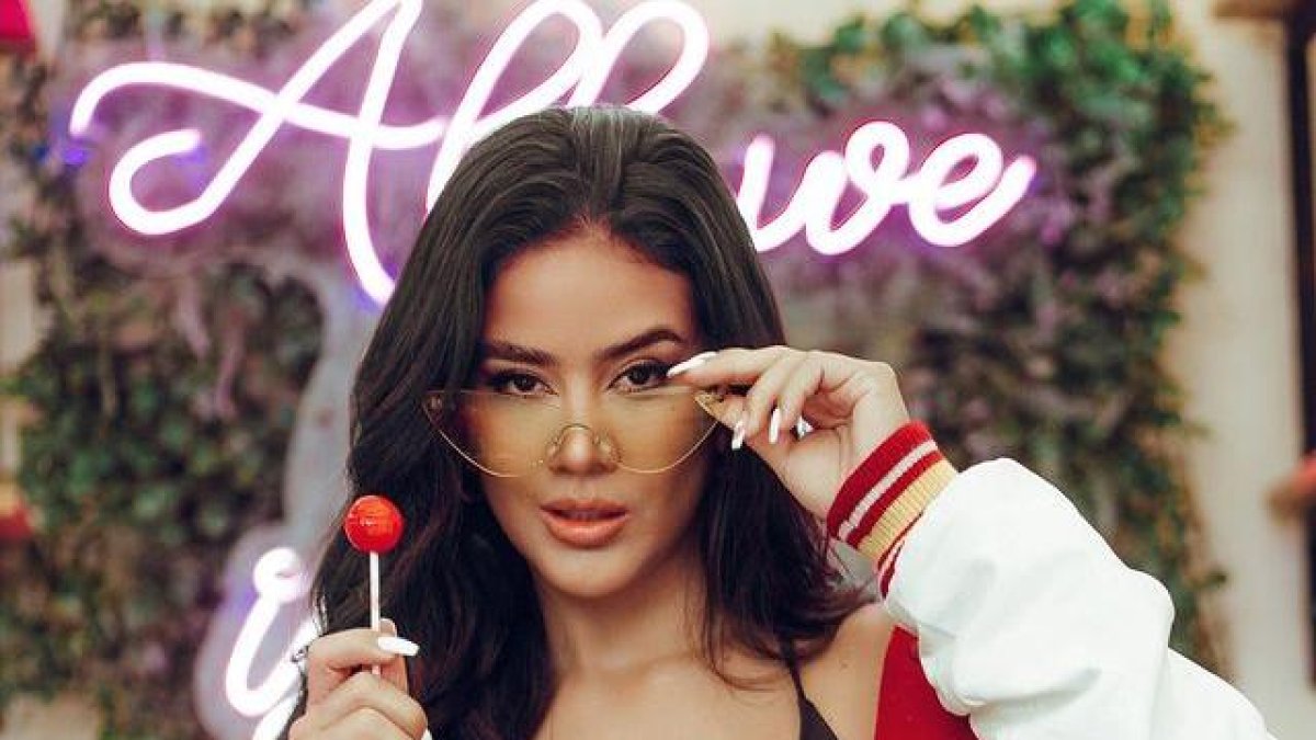 La presentadora se encuentra de vacaciones en Italia.