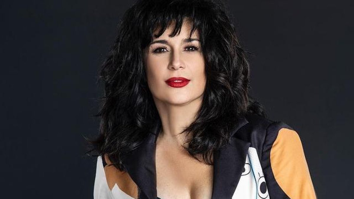 Asegura que  

el proceso para  sacar la canción ha sido una experiencia avasalladora, pero gratificante.