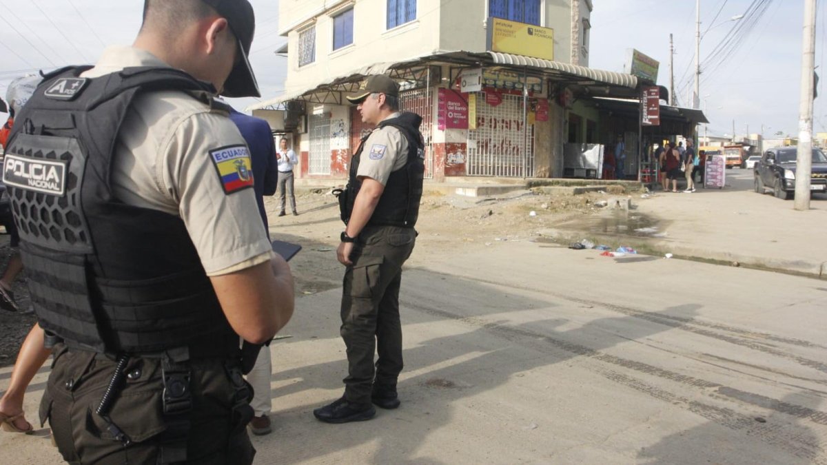El sitio afectado es una tienda, cuyos propietarios fueron extorsionados por una organización delictiva.