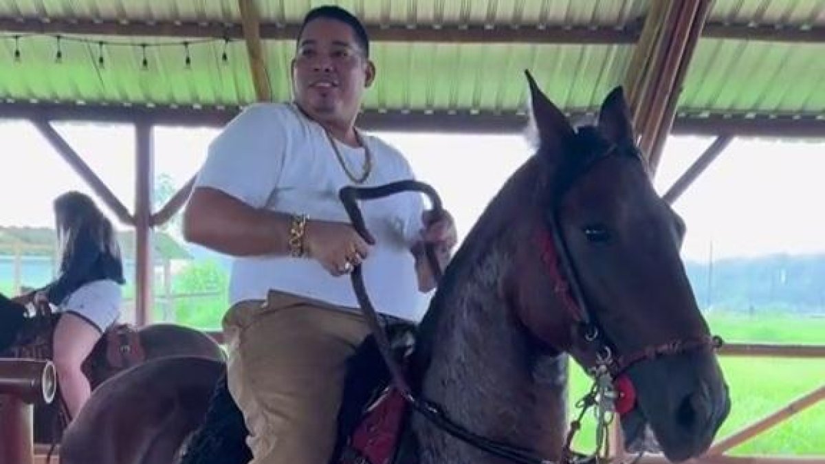 Junior Roldán Paredes, tenía 38 años. Era oriundo de El Triunfo, Guayas.