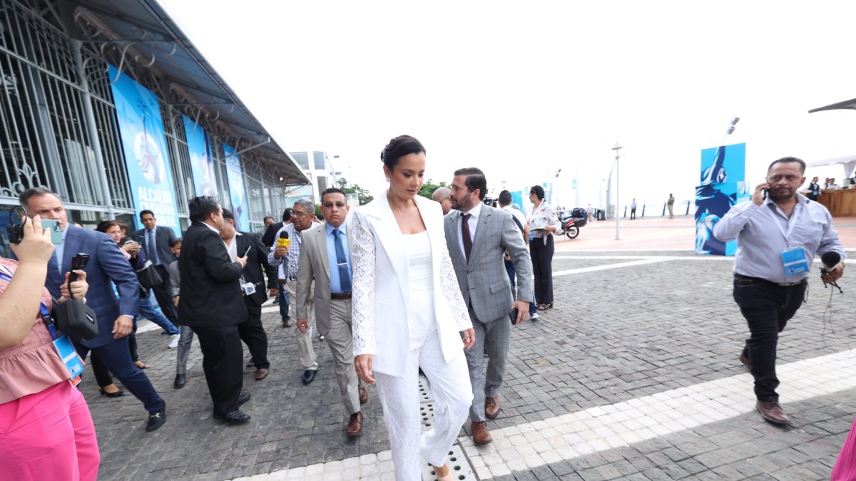 Marcela Aguiñaga, prefecta del Guayas.