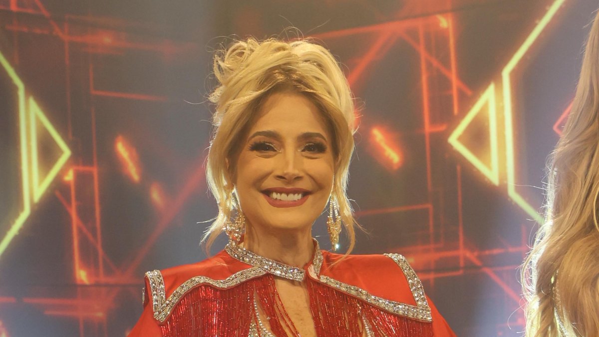 María de los Ángeles Sabaté Morán, más conocida como Marián Sabaté, es una presentadora española-ecuatoriana.