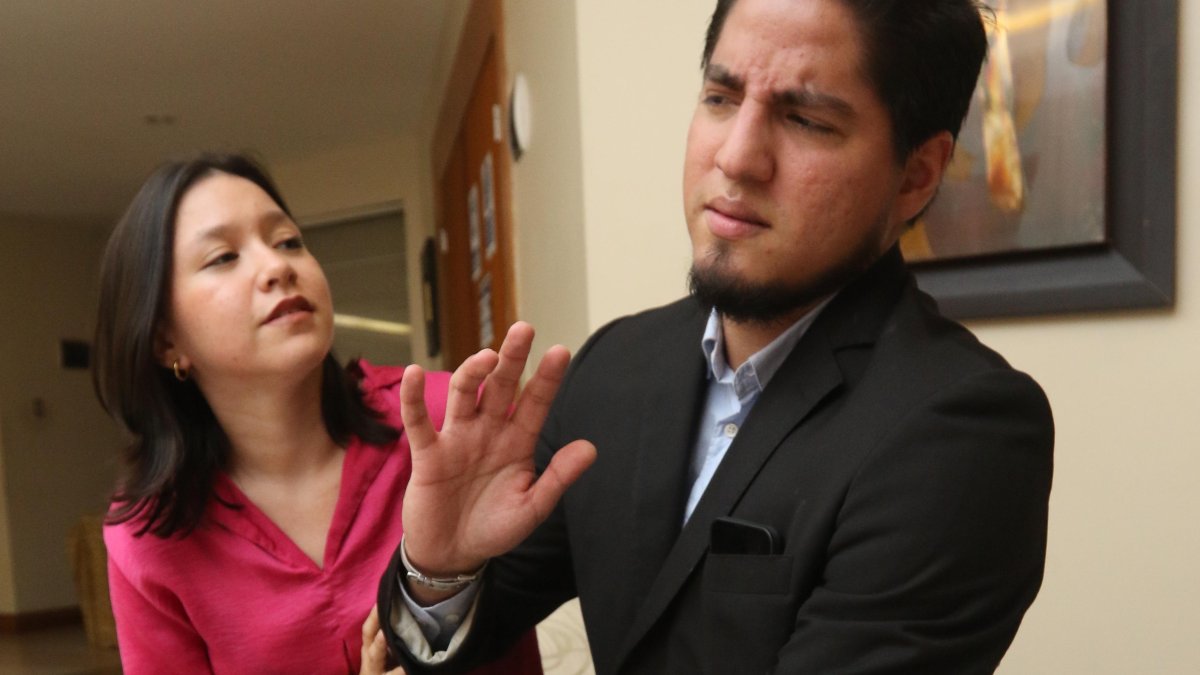 Su pareja no es su enemiga, apóyese en ella para poder canalizar sus emociones, correctamente.