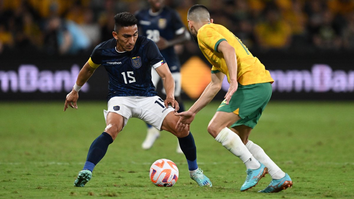 Ángel Mena fue convocado por el técnico Félix Sánchez Bas.