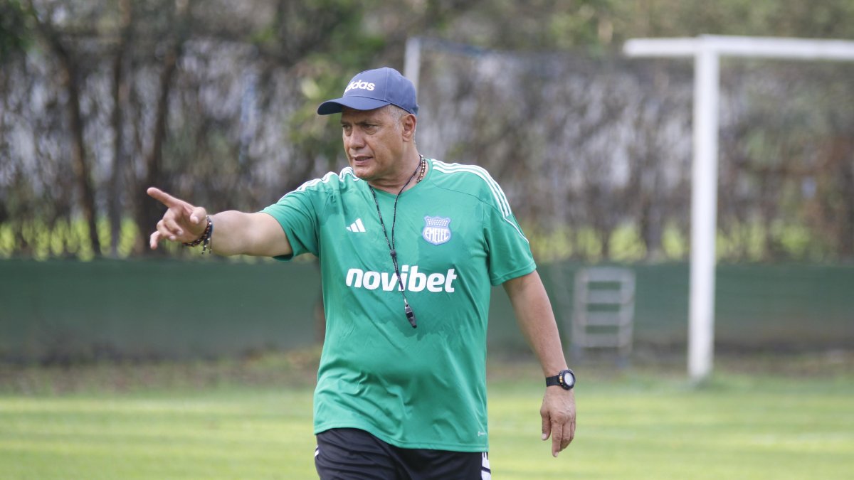 El estratega colombiano Hernán Torres llegó a Emelec en reemplazo del argentino Miguel Rondelli.