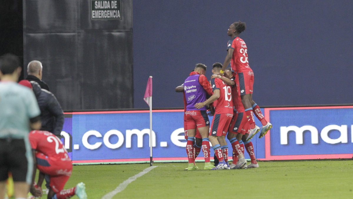 El Nacional presentó un juego ordenado y contundente en la primera etapa de la LigaPro.