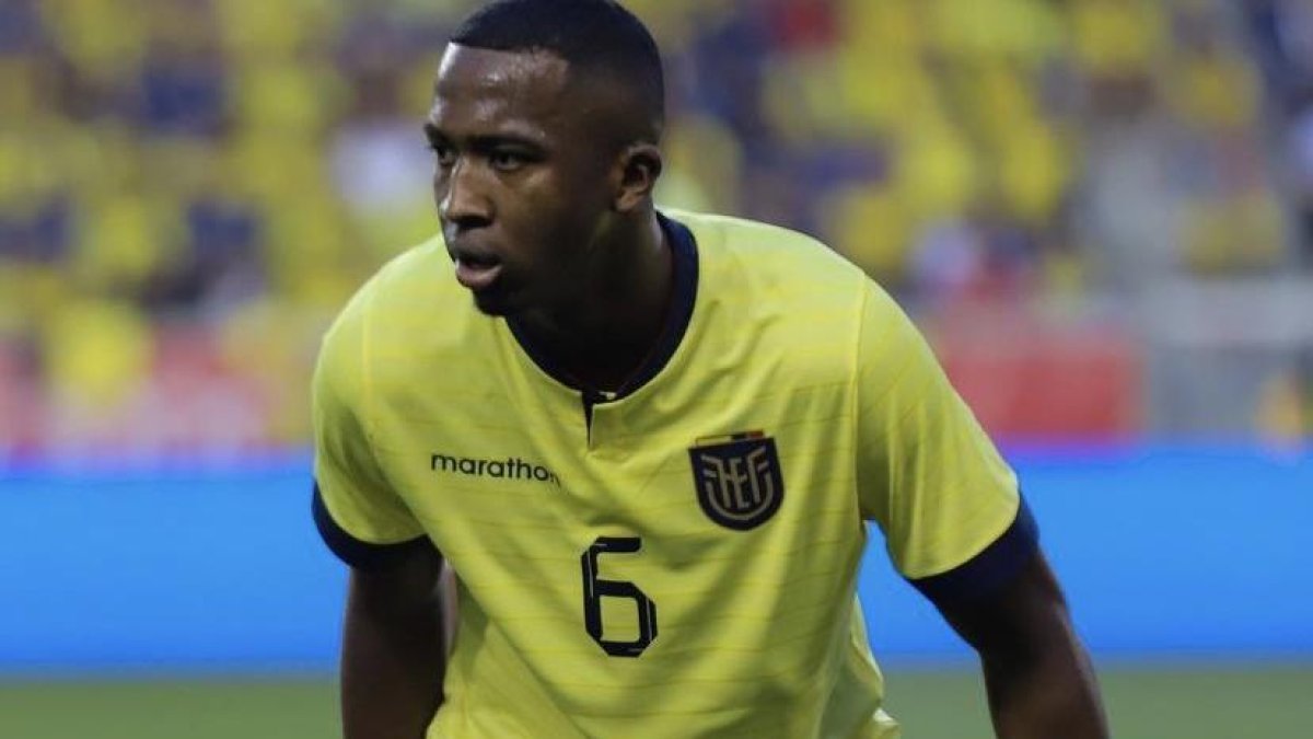 William Pacho, la nueva cara en la defensa de Ecuador y tiene gol.