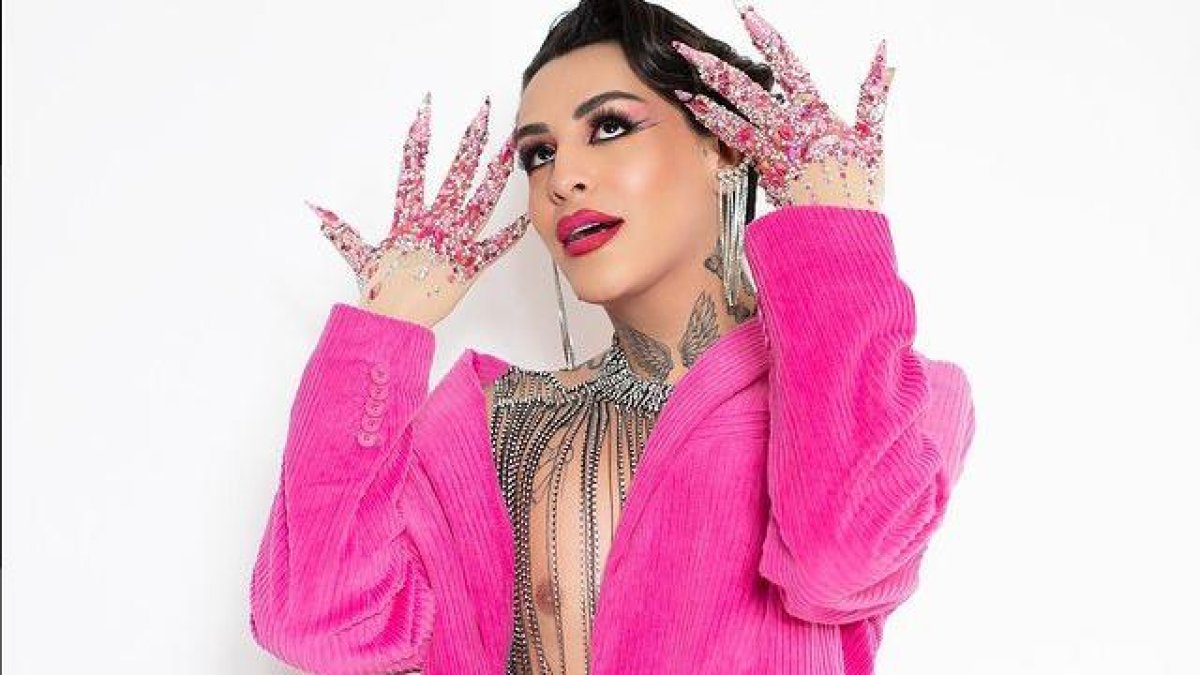 Se volvió popular en la plataforma de videos TikTok, debido a la  ‘Kunno Caminata’, una coreografía creada por él y que miles de usuarios de las redes sociales empezaron a recrear.