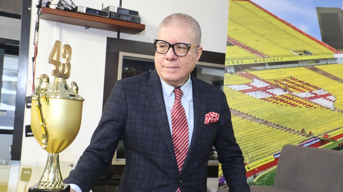 El subir noticias a sus historias de Instagram ha ocasionado que Vito Muñoz llegue a tener hasta 80 mil visualizaciones.