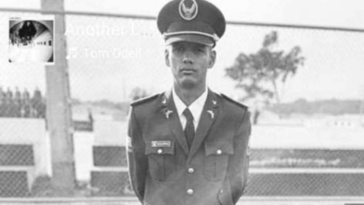 El policía Richard Ignacio Arteaga Vera fue asesinado a tiros.