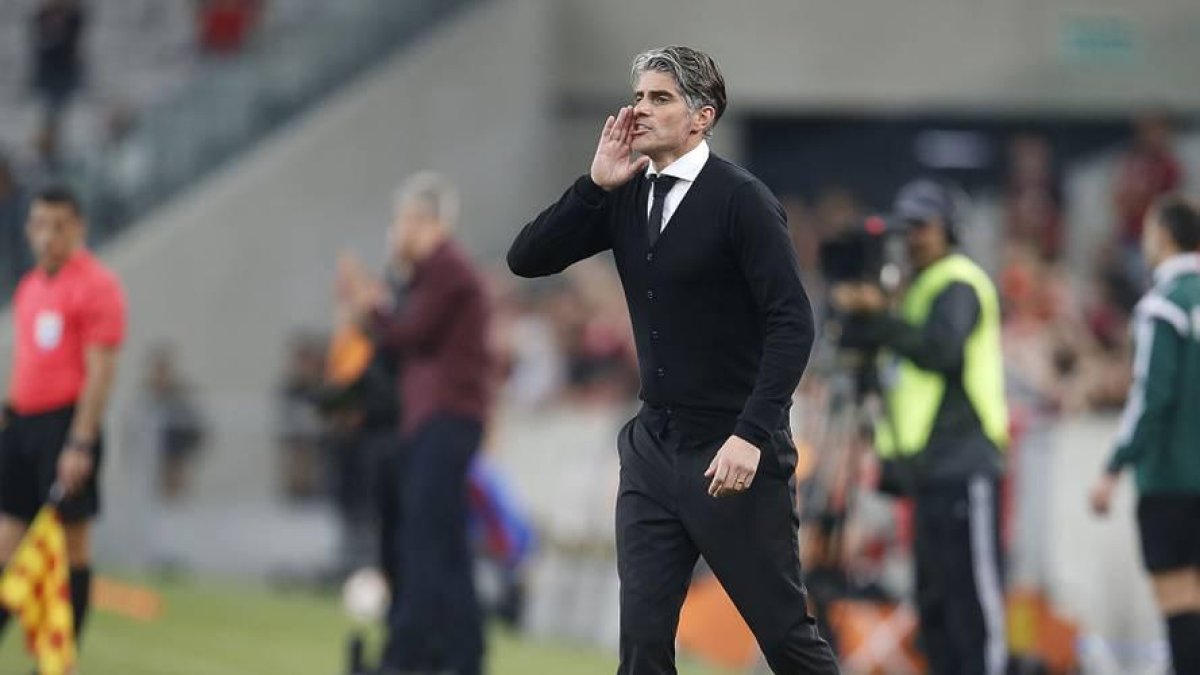 Diego López es el nuevo DT de Barcelona.