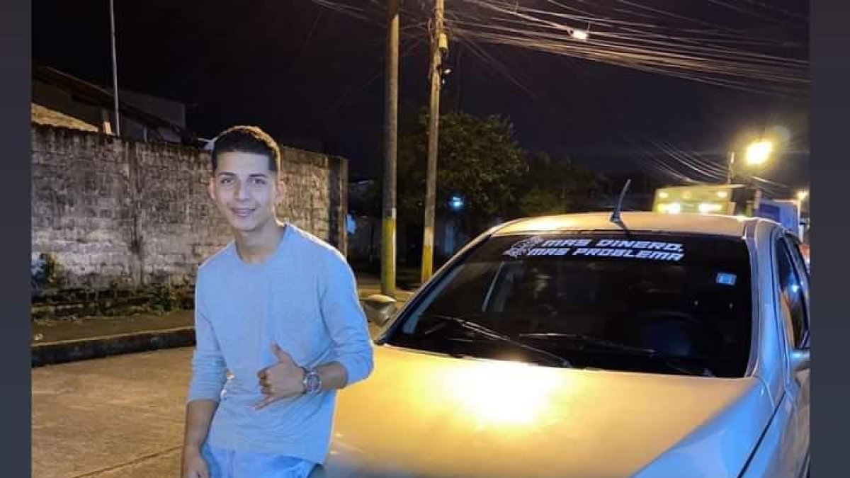 El cuerpo fue encontrado a orillas del río Quevedo.