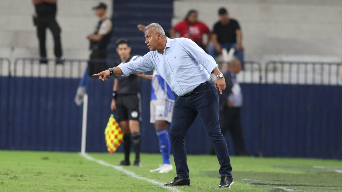 9 cotejos pasaron para que Hernán Torres puntúe de a tres en LigaPro. Su racha es de 1 triunfo, 6 empates y 2 derrotas.