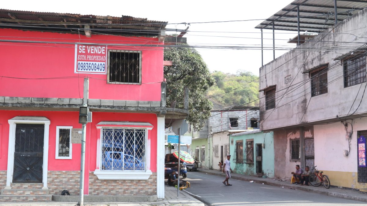 Viviendas como esta, en la ciudadela Ferroviaria 1, son ofertadas en todos los sectores de Durán.