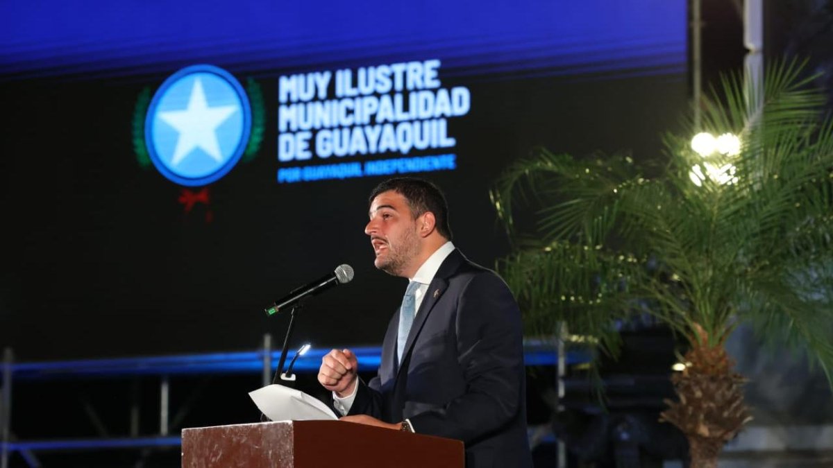 El burgomaestre de Guayaquil en su discurso por los 203 años de la Independencia de Guayaquil