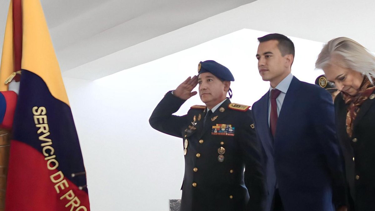 Daniel Noboa emprende actividades como presidente electo de Ecuador.