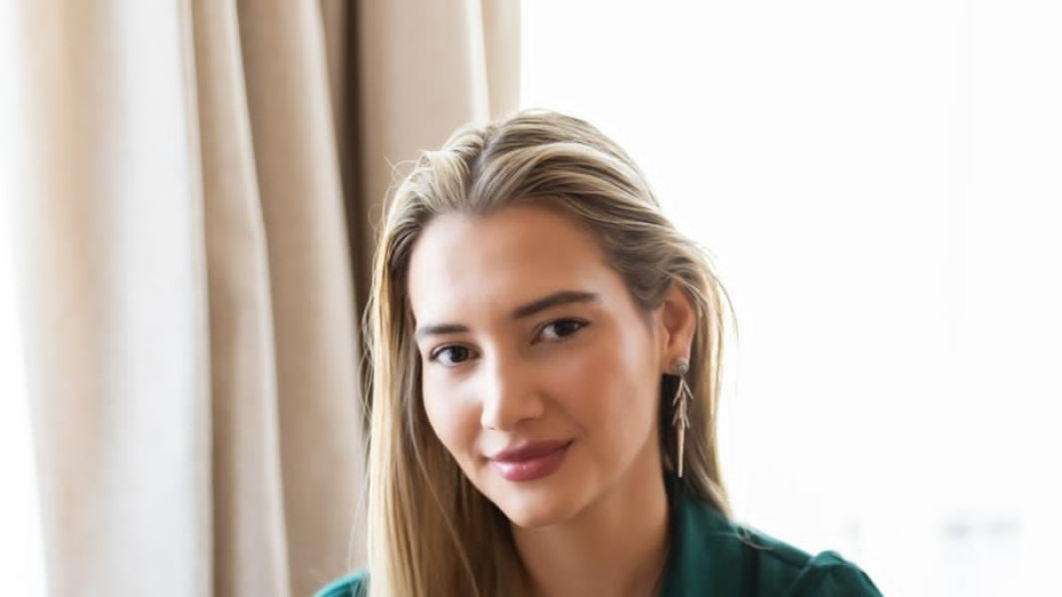 Sade Fritschi Naranjo no registra títulos universitarios en la Secretaría de Educación Superior.