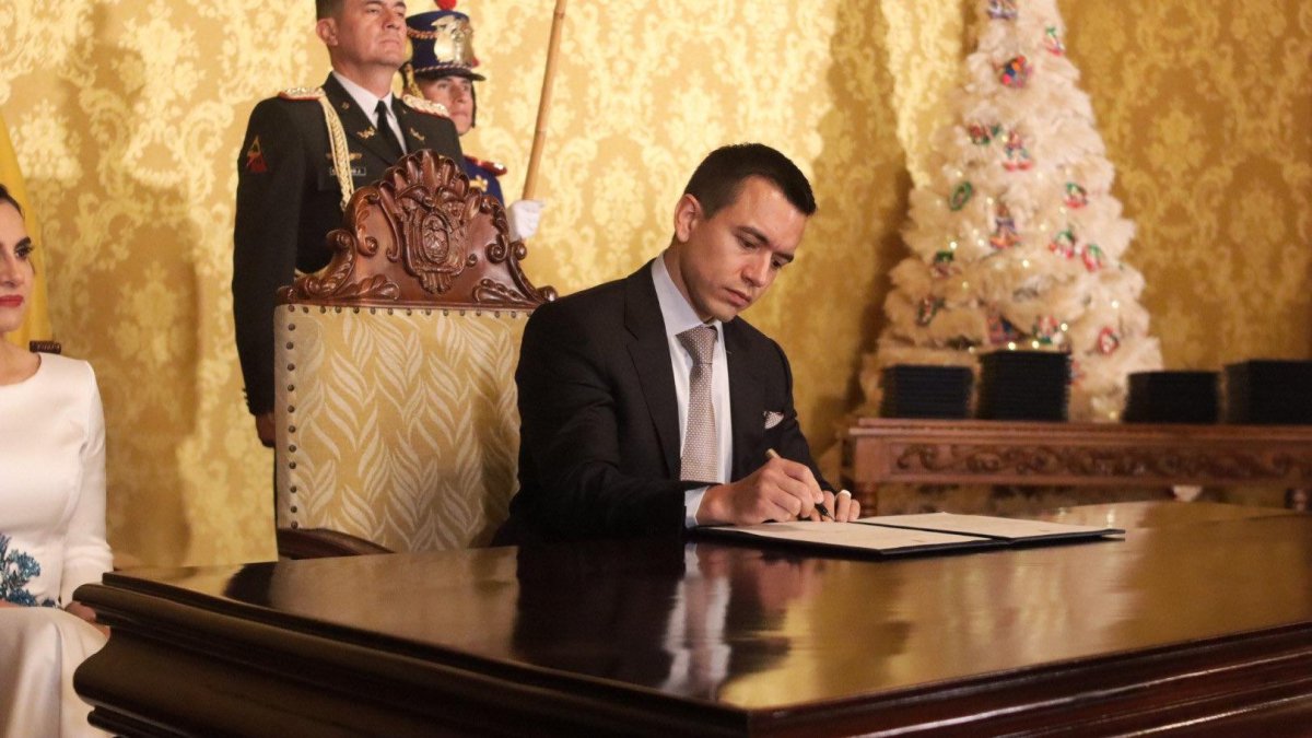 Daniel Noboa derogó decreto que había firmado Guillermo Lasso.