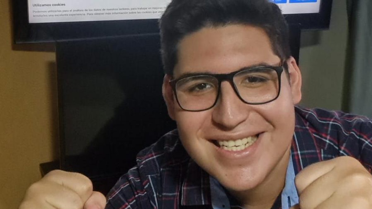 Ángel Oliveyra fue el ganador del voto popular en redes sociales de EXTRA.