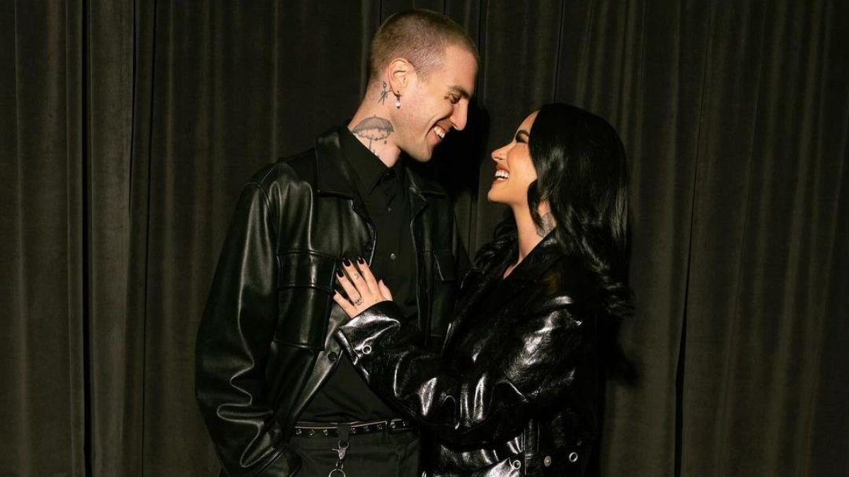 Demi Lovato y su novio Jordan Lutes.