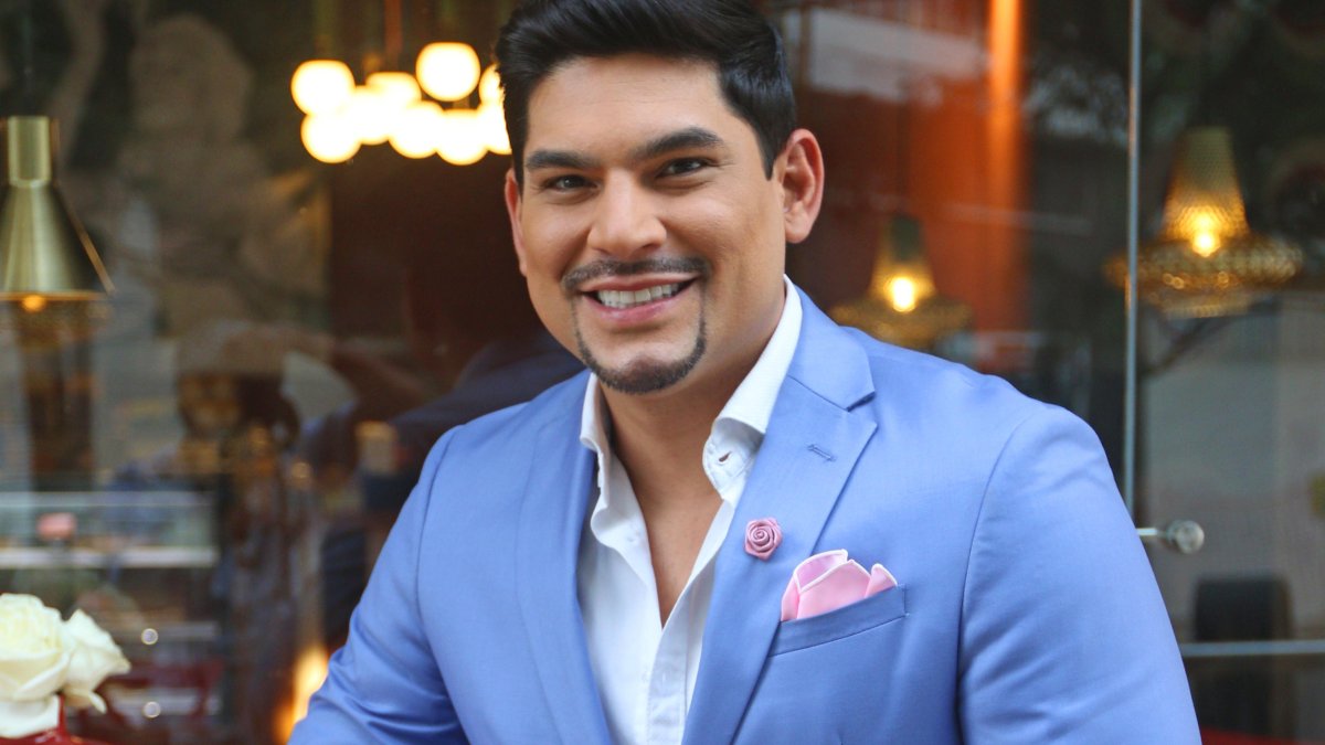 Emilio Pinargote es un conocido presentador de televisión.