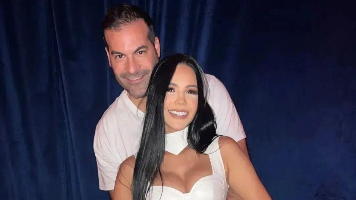 Allan Zenck y su prometida Gabriela Guerrero.