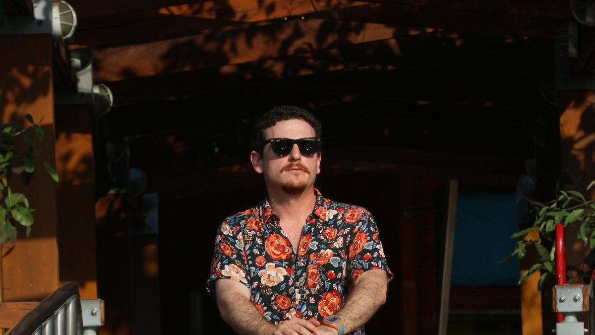 Aire del Golfo era un cantante guayaquileño que murió a causa de una bala perdida.