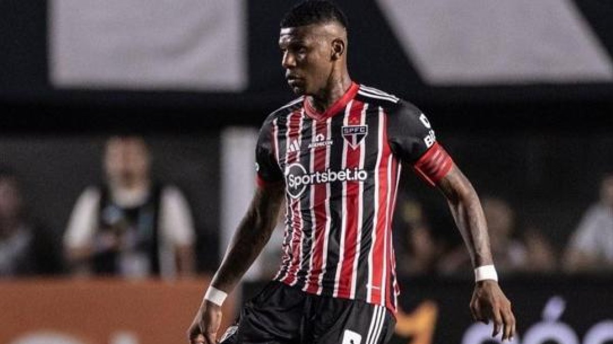 Robert Arboleda es fijo en la alineación de Sao Paulo