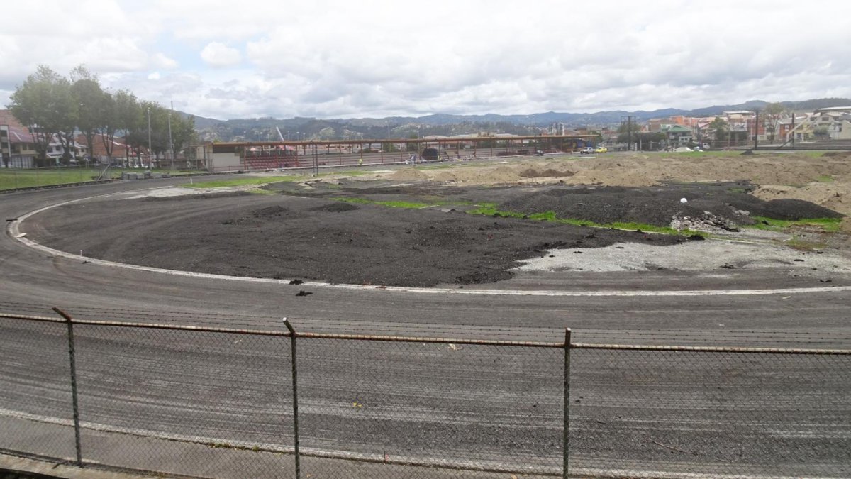 La pista atlética Jefferson Pérez así lucía hace poco más de un año.