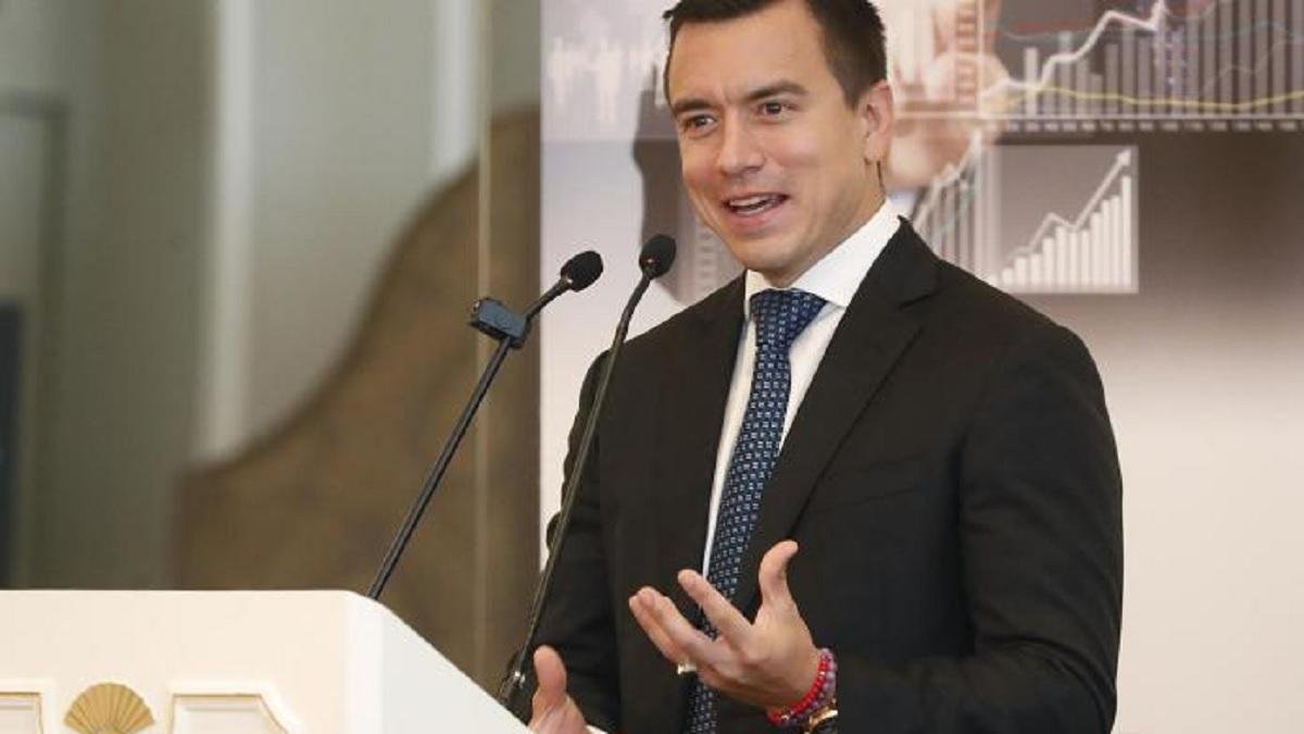 El Presidente, Daniel Noboa, insiste en el aumento del IVA para financiar la guerra contra el terrorismo.