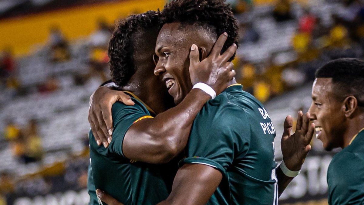 Djorkaeff Reasco, en pocos minutos con Barcelona, debutó con gol ante Deportivo Cuenca.